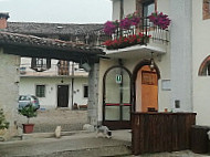 Osteria Alla Cascina outside