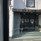 The Crown Inn outside