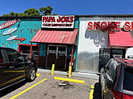 Papa Joe's Cuban Sandwich Shop outside