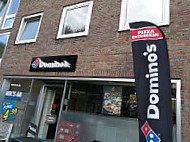 Domino's Pizza outside