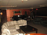 Club 908 inside