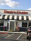 Steak N Shake outside