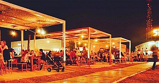 Hangar 52 Beer Garden Godoy Cruz