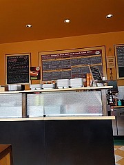 Avenue Deli