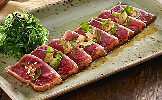 Tataki Sushi & Wok