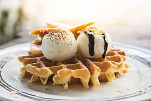 Waffee House