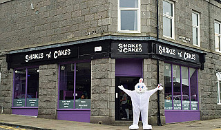 Shakes n Cakes