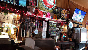 Knicker's Saloon