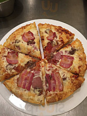 Hot House American Deep Pan Pizza