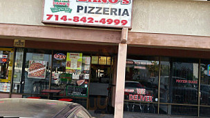 Dano's Pizzeria