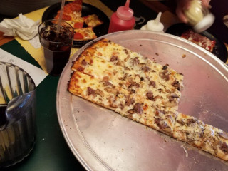 Monical's Pizza