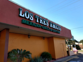 Los Tres Amigos Mexican Grill