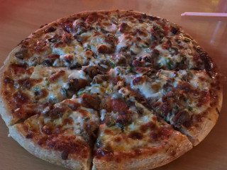 Bell Mell Tavern Pizza