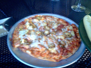 Mackenzie River Pizza, Grill Pub