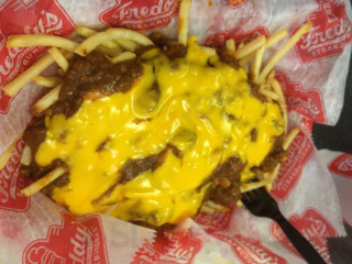 Freddys Custard Steakburger