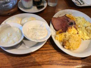 Cracker Barrel Old Country Store