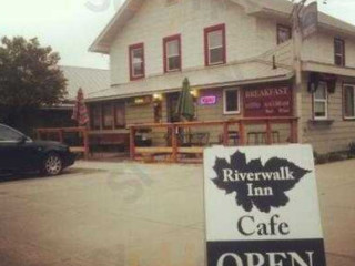 Riverwalk Inn Cafe