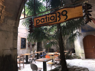 Patio 39