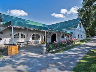 Warwick Valley Winery Distillery