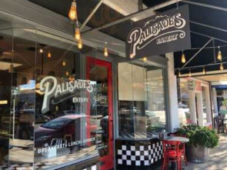 Palisades Eatery