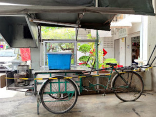 Siam Road Charcoal Char Kuey Teow