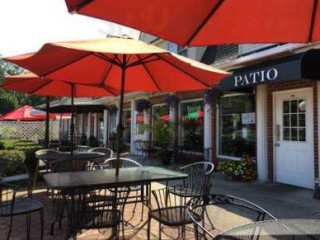 Caligiuri's Patio Pizza