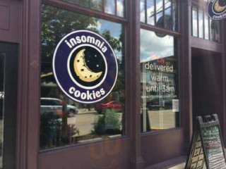 Insomnia Cookies