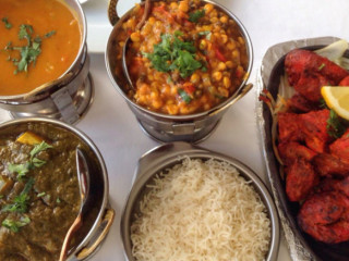 Agra Tandoori Indian