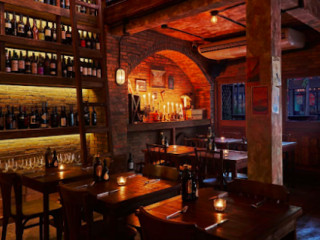 Cantina Wine Italian Kitchen