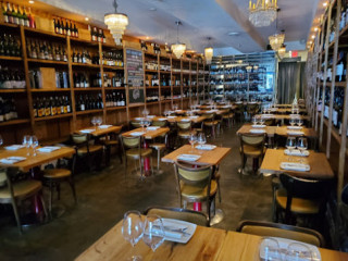 Salt Wine Bar