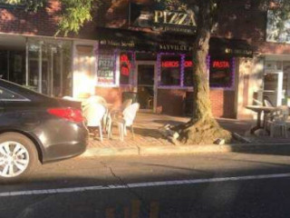 Sayville Pizza