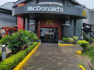 Mc Donald Complex