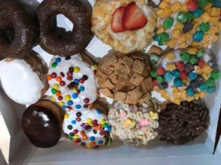 Amy's Donuts