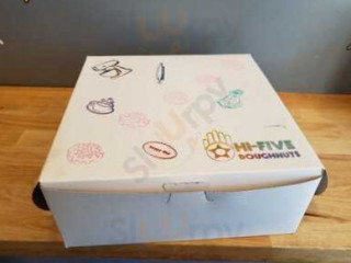 Hi-five Doughnuts