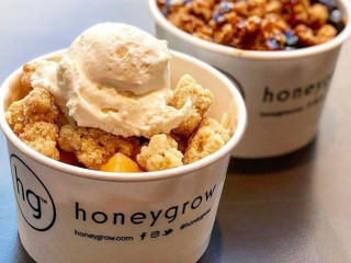 Honeygrow Walnut St