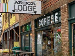 The Arbor Lodge