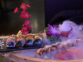 Jett Asian Kitchen & Sushi Bar