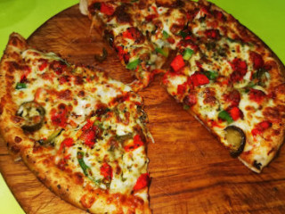 Jini Pizza