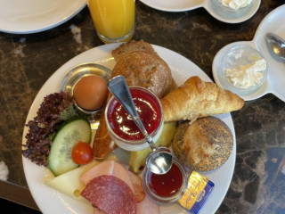 Böckeler Confiserie- Und Kaffeehausbetriebe