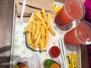 Shake Shack Staten Island Mall New Springville