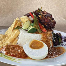 Nasi Kukus Tepi Jalan Seksyen 7