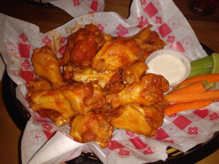 Buffalo Wings Brewhouse