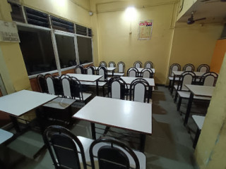 Sangam Pav Bhaji Centre, Bhusawal