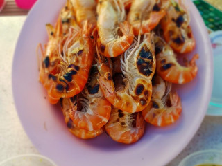 เจ้อ้าย กุ้งใหญ่