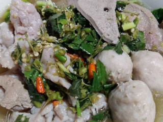 ส้มตำซาดิสม์ (somtum Sadism)