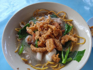 ร้านก๋วยเตี๋ยวศรีสวัสดิ์