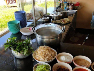 ก๋วยเตี๋ยวไก่มะระคุณชาย