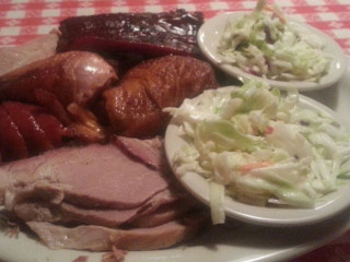 Bennett's Pit -b-q