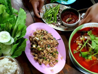 ร้านลาบเป็ดเวียงจันทน์