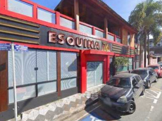 Esquina 76